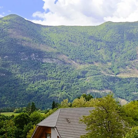 Apartma Lina Бовец